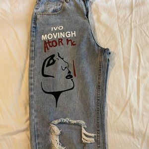 Letter Graphic Mom Jeans